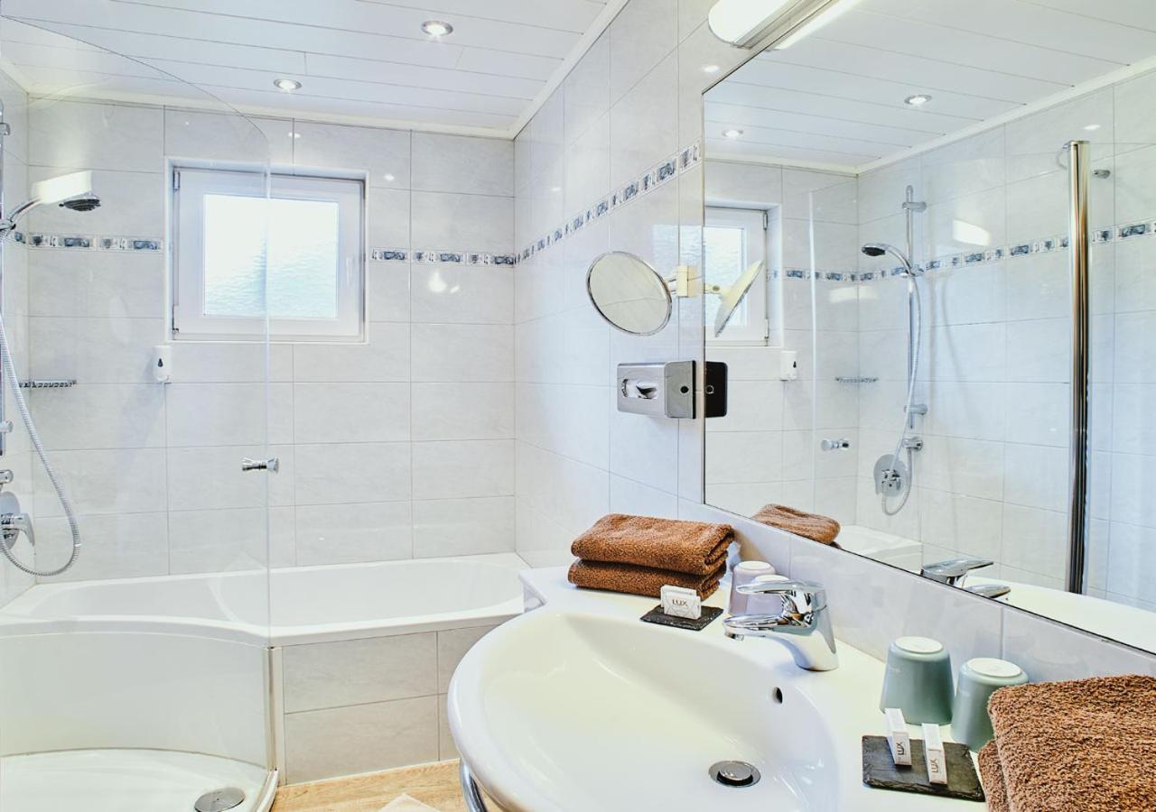 Hotel Rustika Lermoos Bagian luar foto