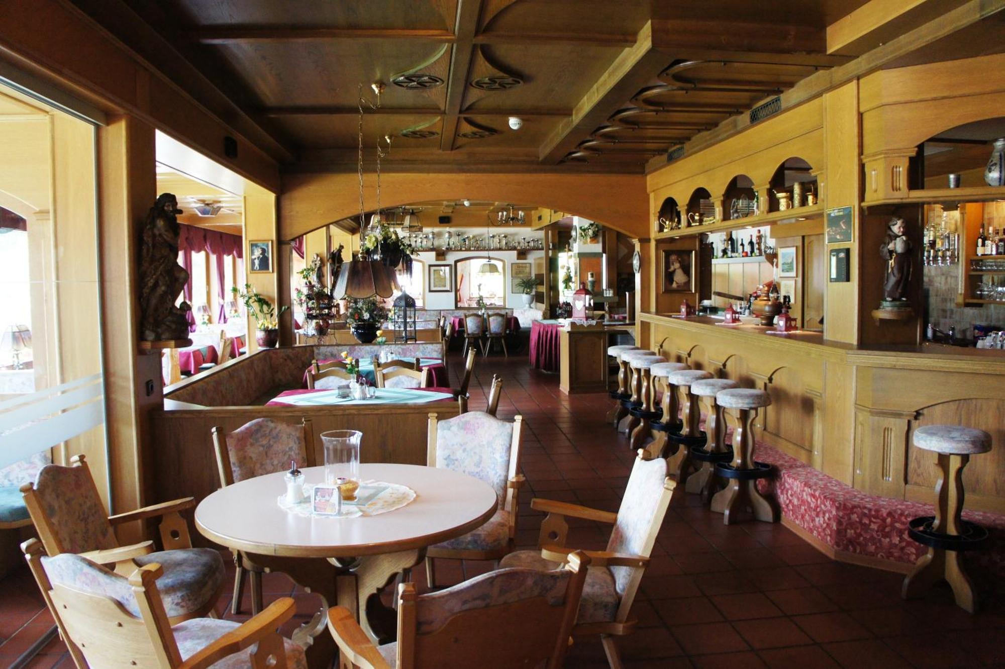 Hotel Rustika Lermoos Bagian luar foto