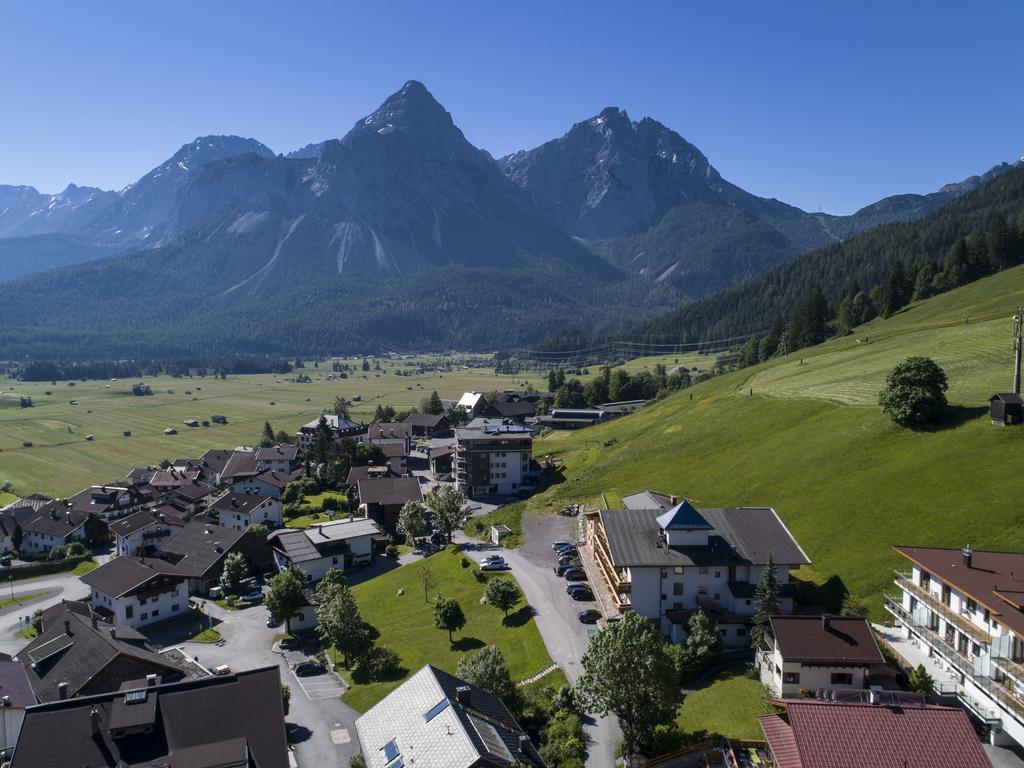 Hotel Rustika Lermoos Bagian luar foto