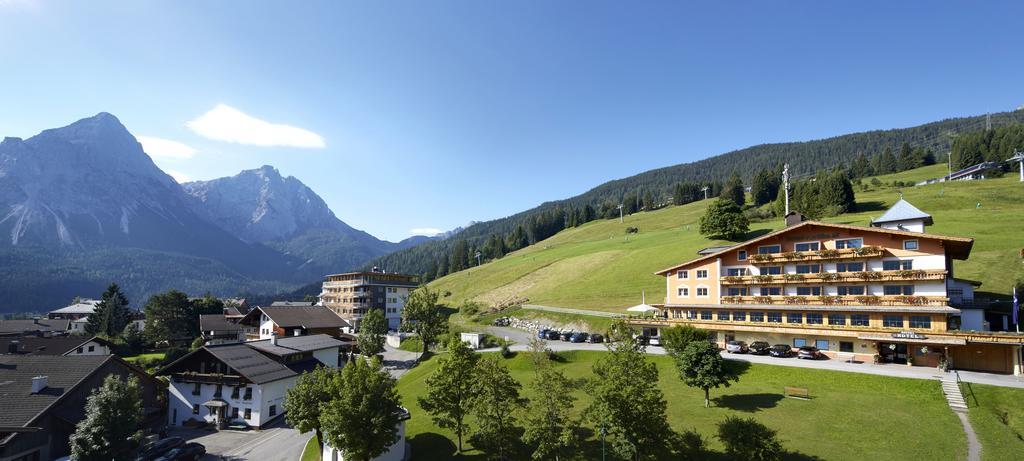 Hotel Rustika Lermoos Bagian luar foto