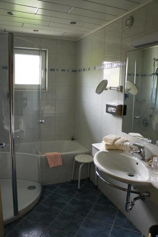 Hotel Rustika Lermoos Bagian luar foto