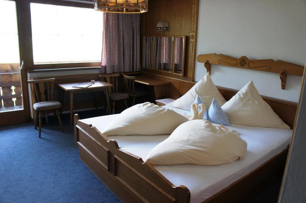 Hotel Rustika Lermoos Bagian luar foto